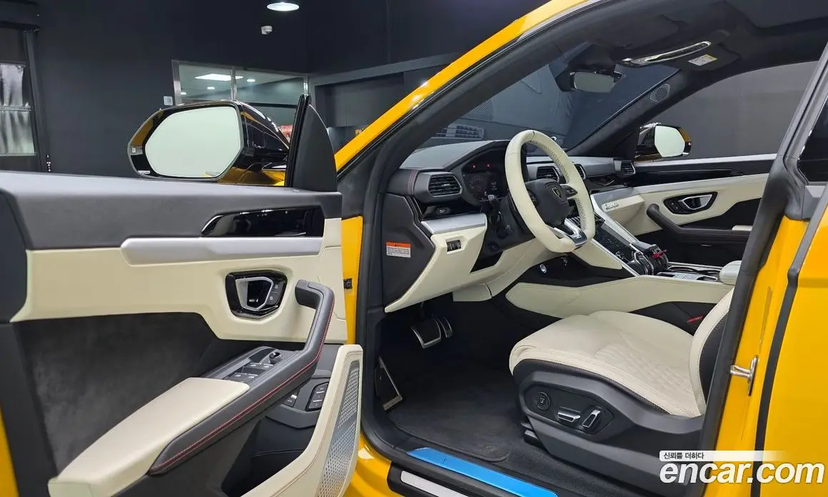Lamborghini Urus 2024 4.0 автомат (гидро), фото 13