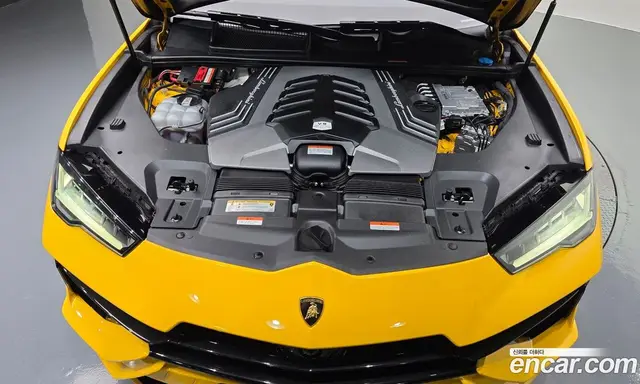 Lamborghini Urus 2024 4.0 автомат (гидро), миниатюра 6