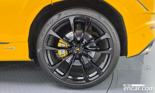Lamborghini Urus 2024 4.0 автомат (гидро), миниатюра 7