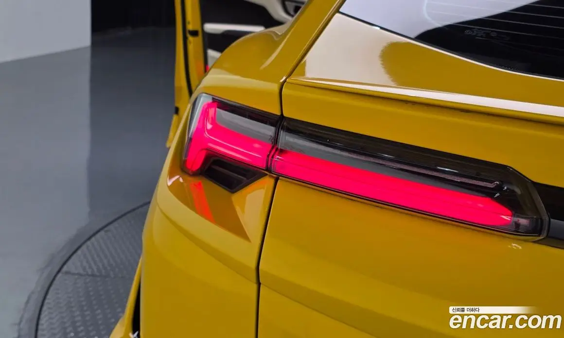 Lamborghini Urus 2024 4.0 автомат (гидро), фото 9