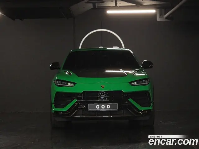 Lamborghini Urus, 2024, 5 800 км