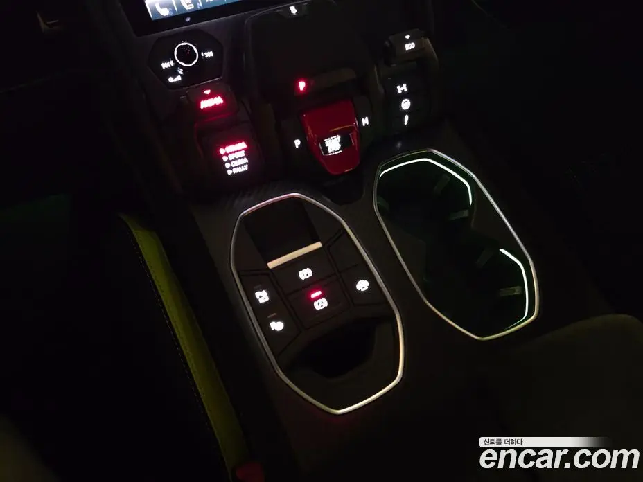 Lamborghini Urus 2024 4.0 автомат (гидро), фото 13