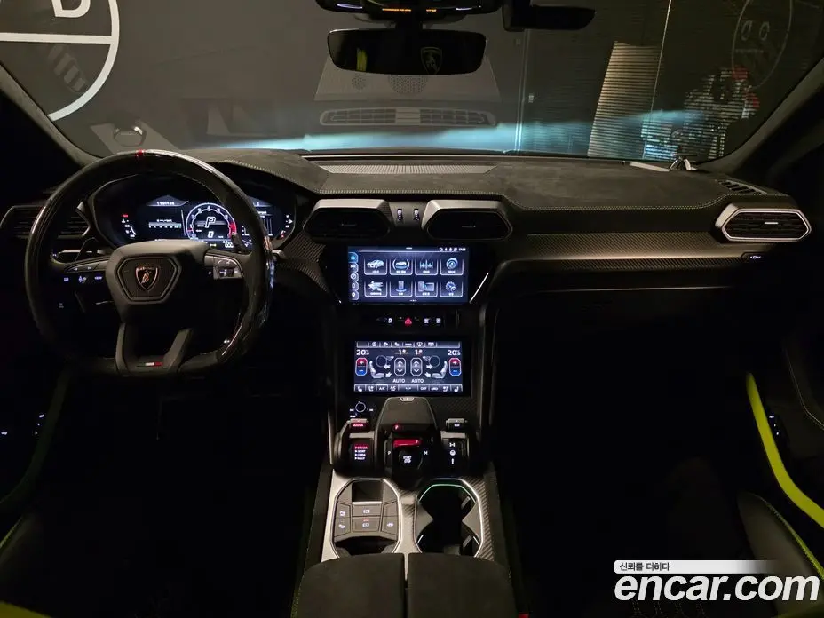 Lamborghini Urus 2024 4.0 автомат (гидро), фото 14