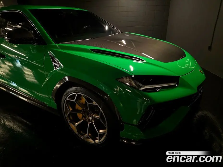 Lamborghini Urus 2024 4.0 автомат (гидро), фото 20