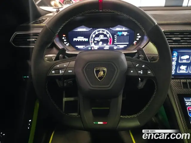 Lamborghini Urus 2024 4.0 автомат (гидро), миниатюра 10