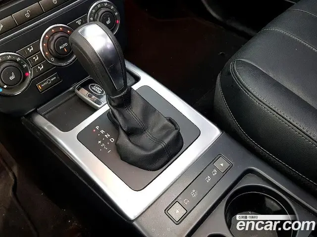 Land Rover Freelander 2014 2.2 автомат (гидро), миниатюра 12