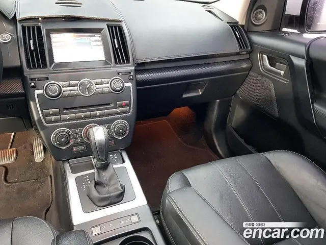 Land Rover Freelander 2014 2.2 автомат (гидро), миниатюра 9