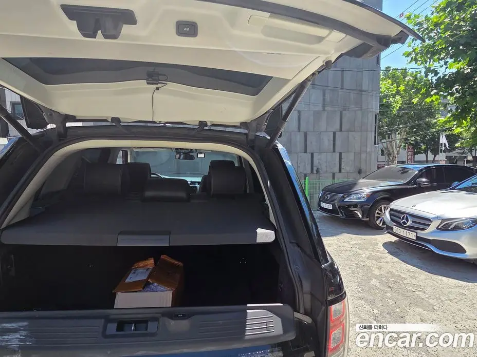 Land Rover Range Rover 2016 4.4 автомат (гидро), фото 13