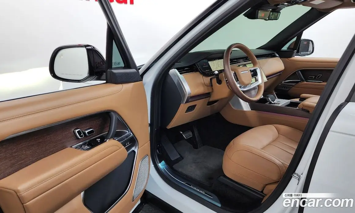 Land Rover Range Rover 2025 4.4 автомат (гидро), фото 13