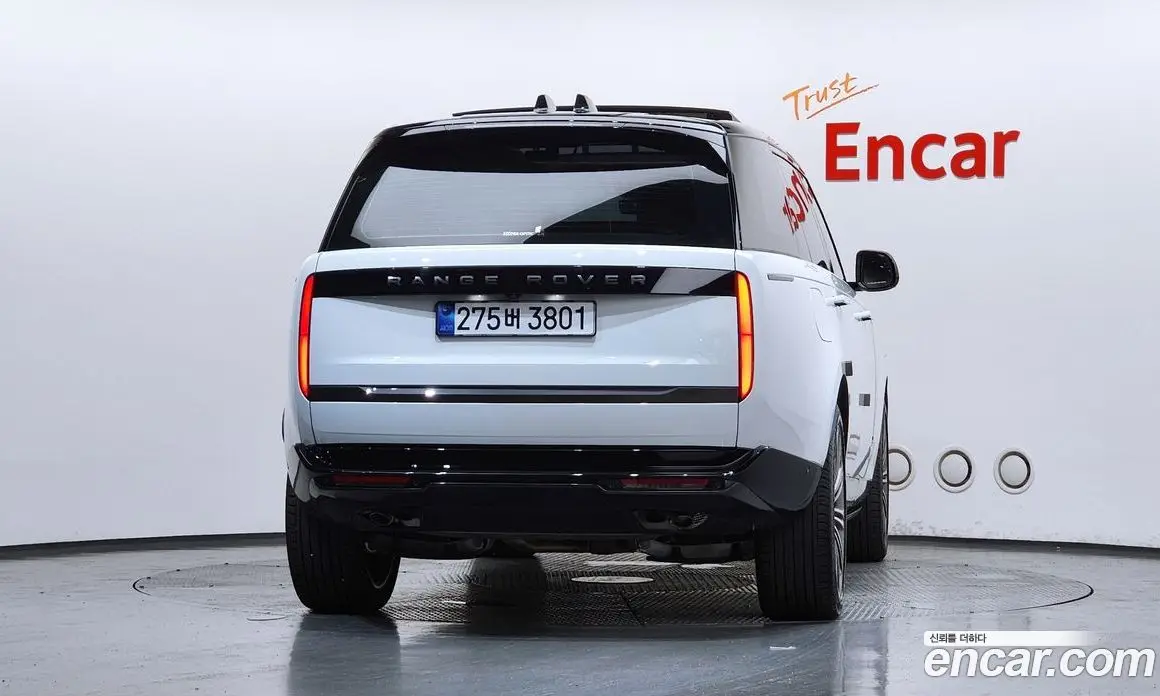 Land Rover Range Rover 2025 4.4 автомат (гидро), фото 4