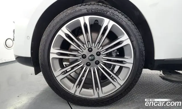 Land Rover Range Rover 2025 4.4 автомат (гидро), миниатюра 5
