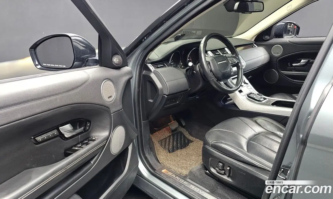 Land Rover Range Rover Evoque 2016 2.0 автомат (гидро), фото 10
