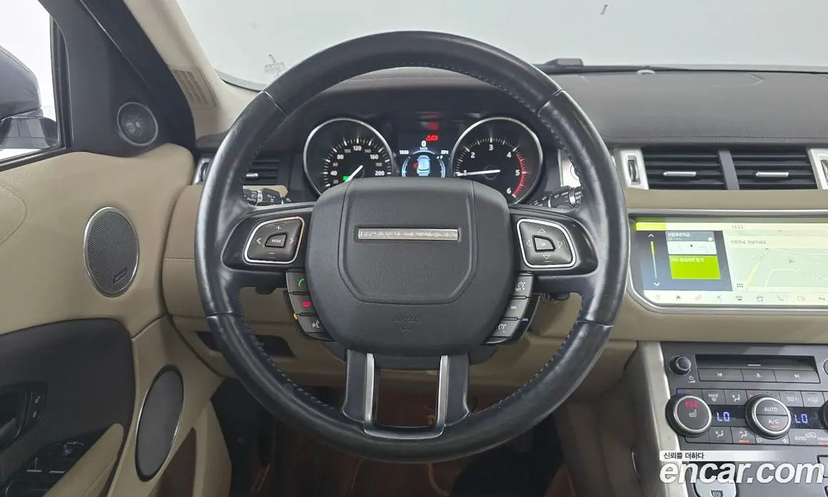 Land Rover Range Rover Evoque 2017 2.0 автомат (гидро), фото 15