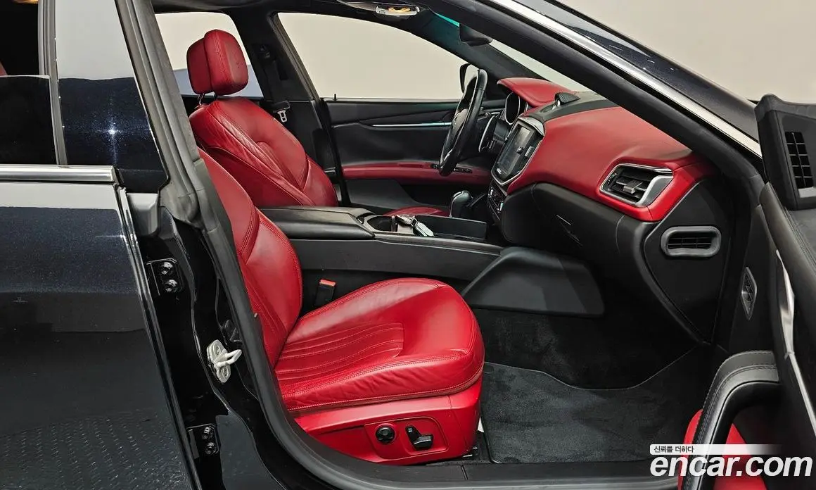 Maserati Ghibli 2014 3.0 автомат (гидро), фото 11