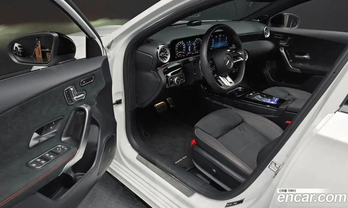 Mercedes-Benz A-Class 2025 2.0 автомат (гидро), фото 12