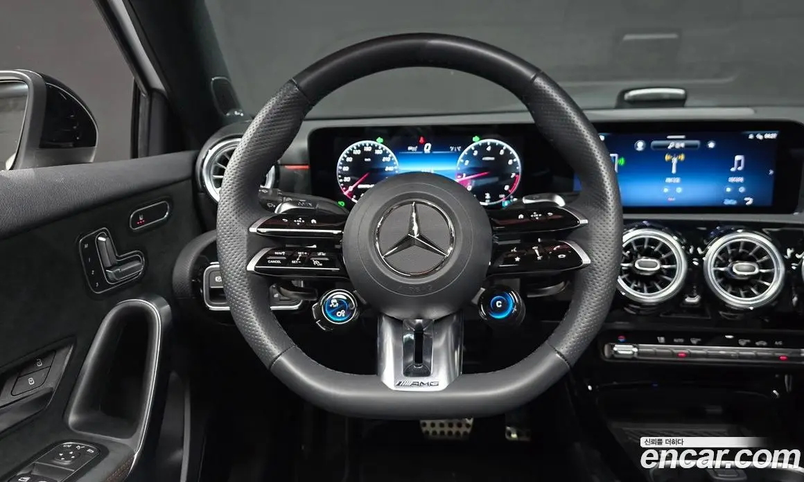 Mercedes-Benz A-Class 2025 2.0 автомат (гидро), фото 17
