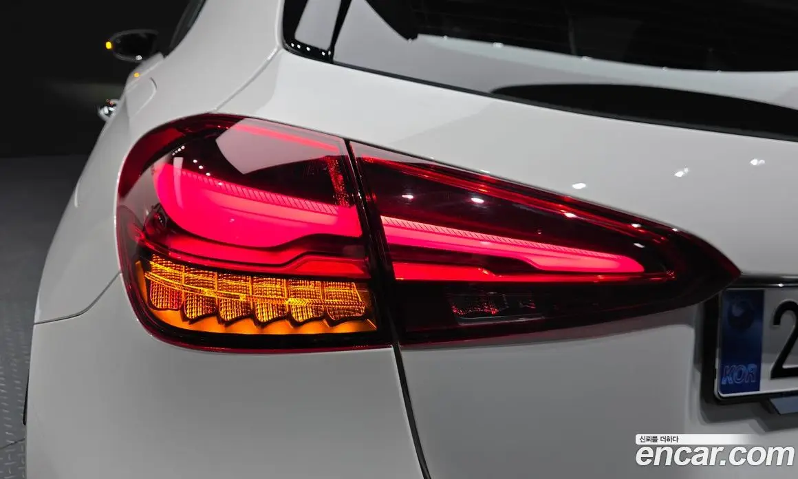 Mercedes-Benz A-Class 2025 2.0 автомат (гидро), фото 8