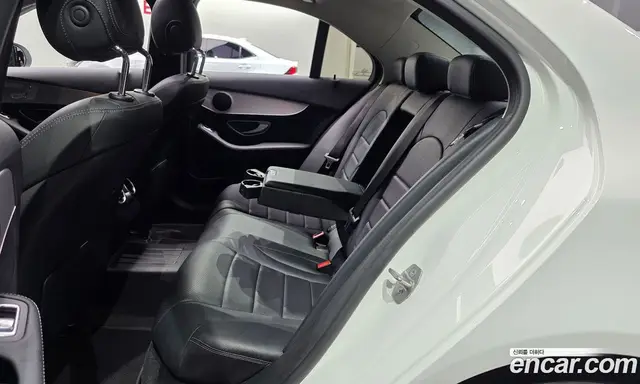 Mercedes-Benz C-Class 2018 2.1 автомат (гидро), миниатюра 11