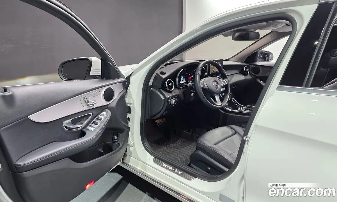 Mercedes-Benz C-Class 2018 2.1 автомат (гидро), фото 10