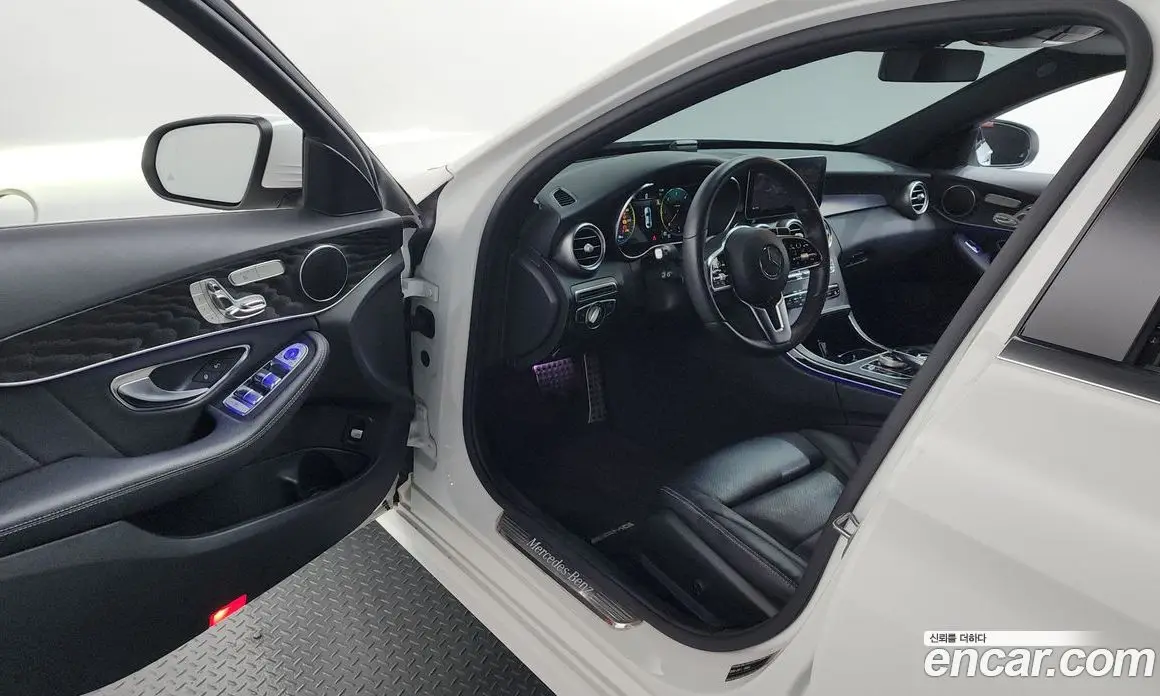 Mercedes-Benz C-Class 2019 1.9 автомат (гидро), фото 13