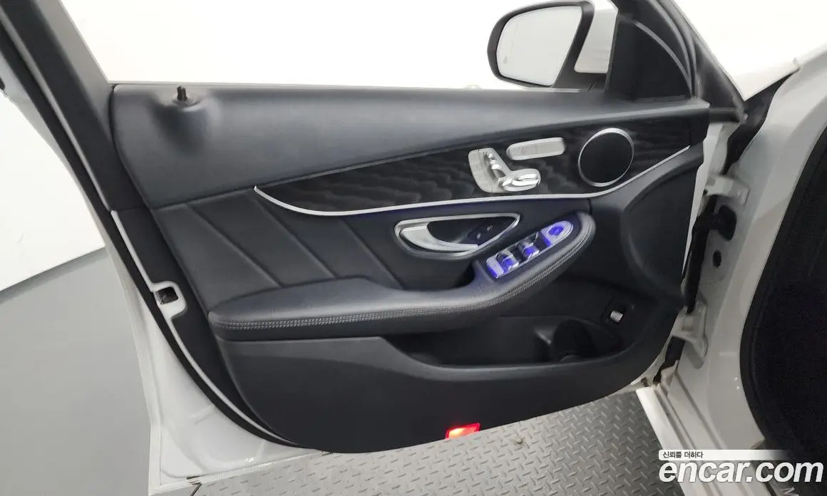 Mercedes-Benz C-Class 2019 1.9 автомат (гидро), фото 14