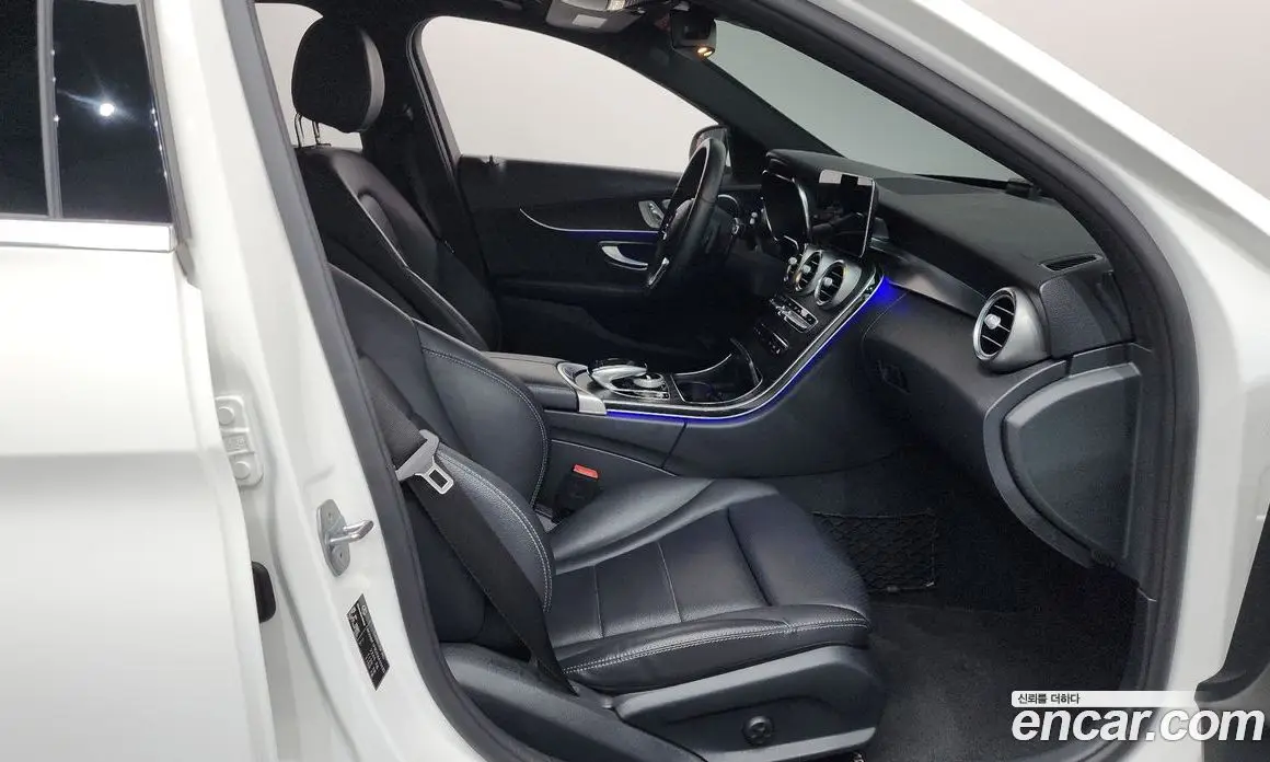 Mercedes-Benz C-Class 2019 1.9 автомат (гидро), фото 16