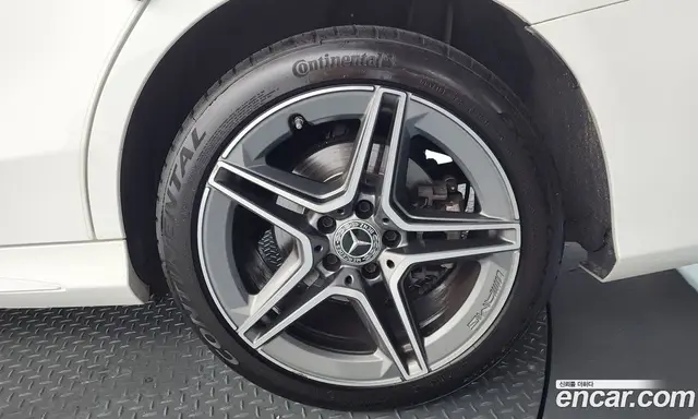 Mercedes-Benz C-Class 2019 1.9 автомат (гидро), миниатюра 7