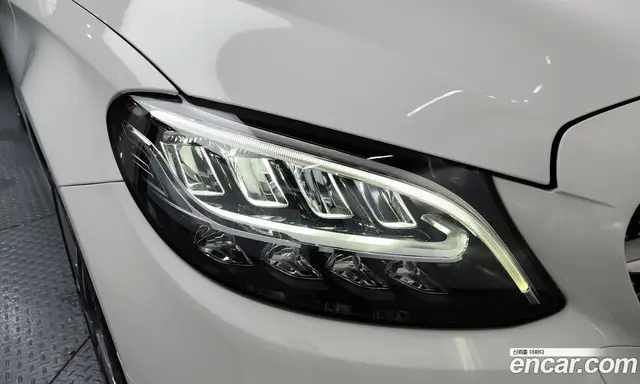 Mercedes-Benz C-Class 2019 1.9 автомат (гидро), миниатюра 8