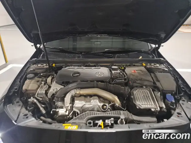 Mercedes-Benz CLA-Class 2024 2.0 автомат (гидро), миниатюра 9