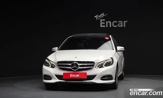 Mercedes-Benz E-Class 2014 2.1 автомат (гидро), миниатюра 3