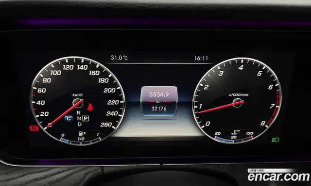 Mercedes-Benz E-Class 2018 2.0 автомат (гидро), миниатюра 11