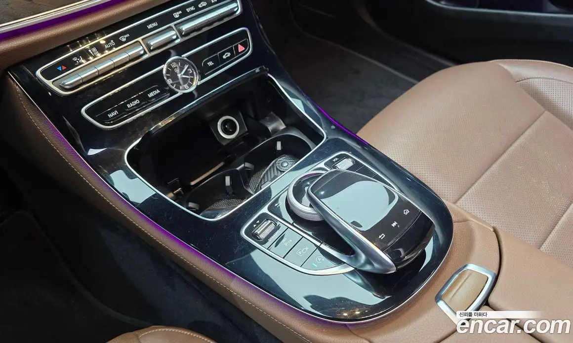 Mercedes-Benz E-Class 2018 2.0 автомат (гидро), фото 12