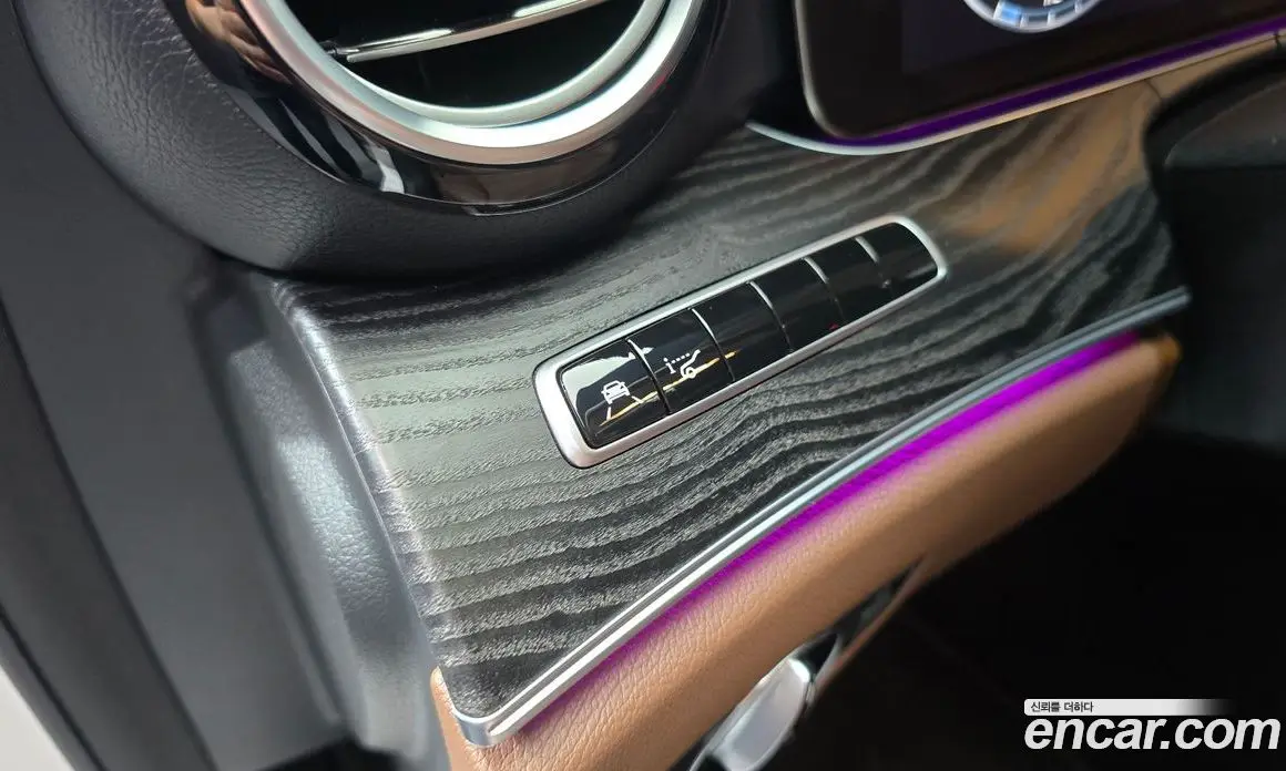 Mercedes-Benz E-Class 2018 2.0 автомат (гидро), фото 30