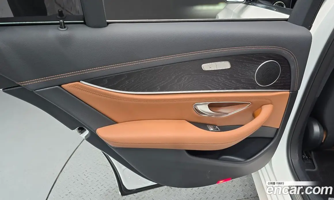 Mercedes-Benz E-Class 2021 1.9 автомат (гидро), фото 15