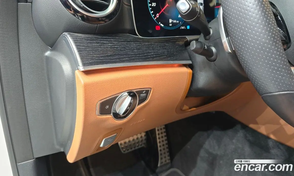 Mercedes-Benz E-Class 2021 1.9 автомат (гидро), фото 20