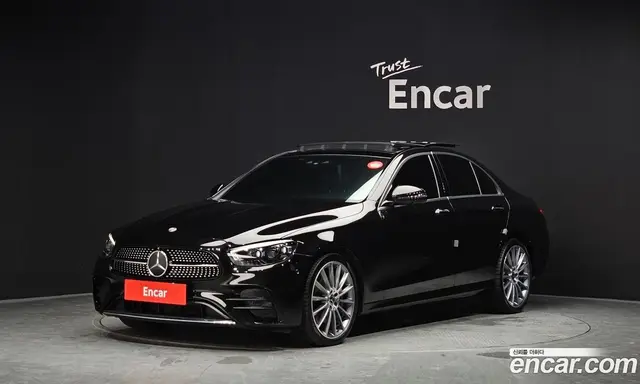 Mercedes-Benz E-Class 2022 2.0 автомат (гидро), миниатюра 1