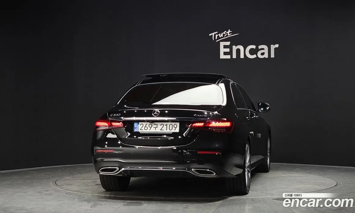 Mercedes-Benz E-Class 2022 2.0 автомат (гидро), фото 4