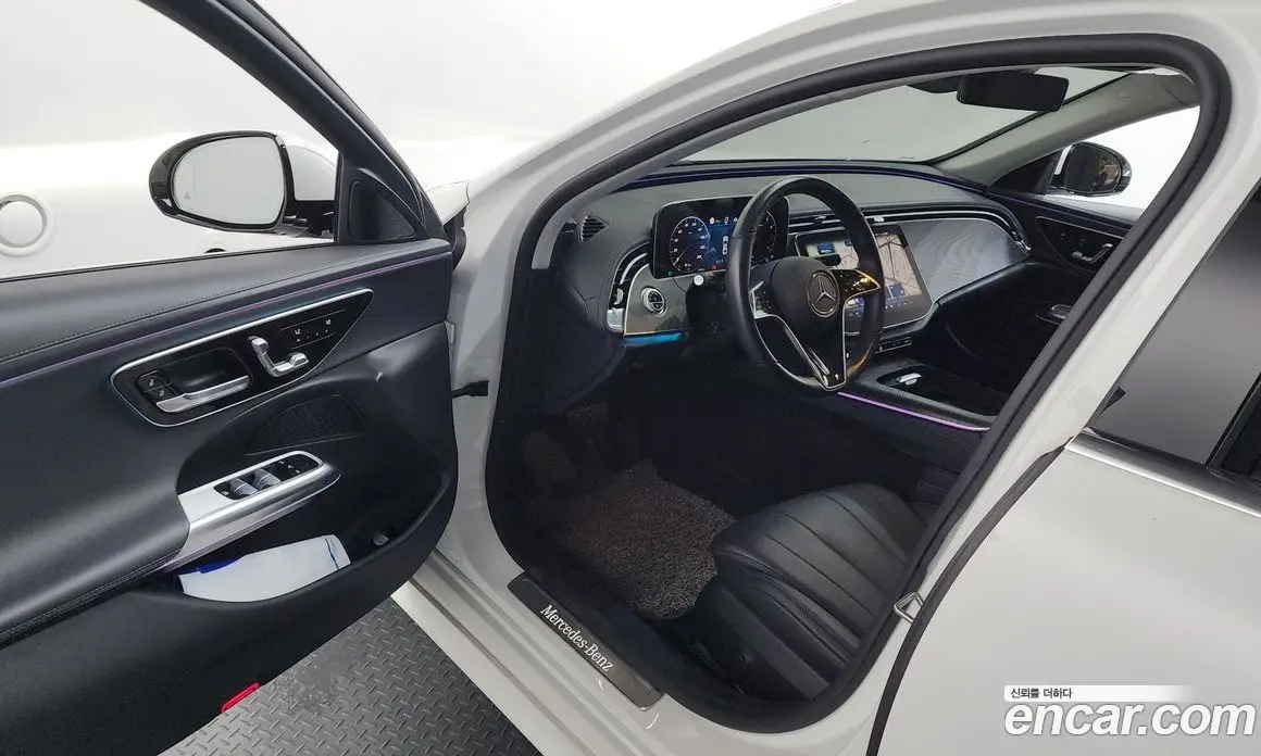Mercedes-Benz E-Class 2024 2.0 автомат (гидро), фото 13