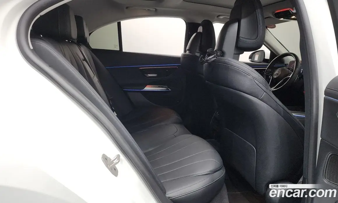 Mercedes-Benz E-Class 2024 2.0 автомат (гидро), фото 18