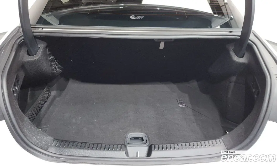 Mercedes-Benz E-Class 2024 2.0 автомат (гидро), фото 26