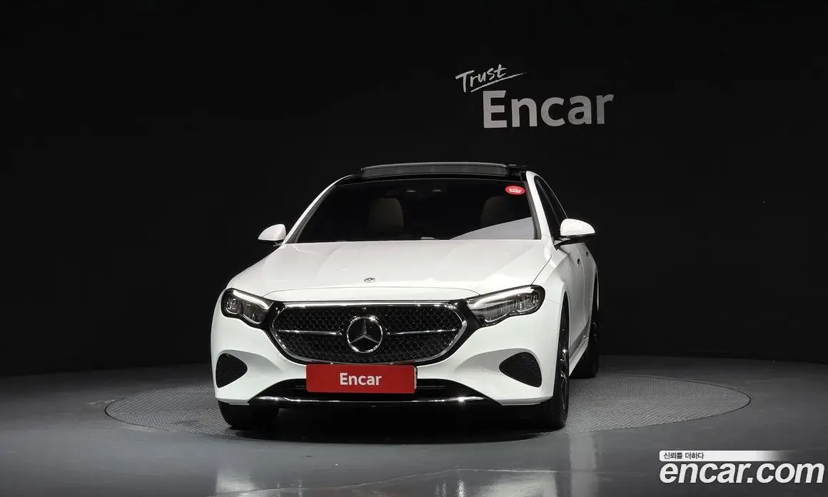 Mercedes-Benz E-Class 2025 2.0 автомат (гидро), фото 3