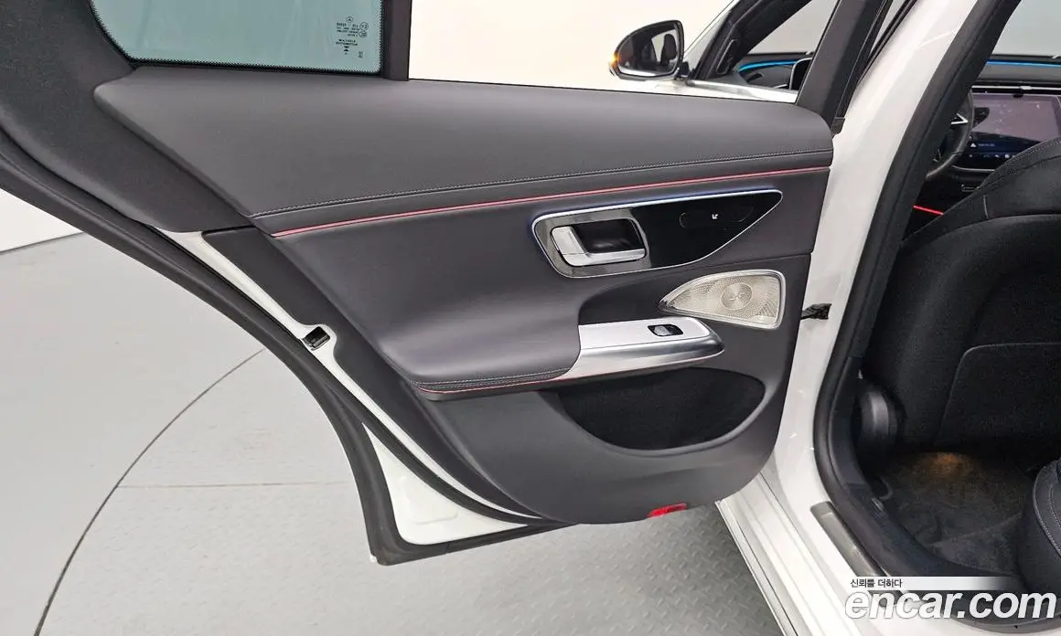 Mercedes-Benz E-Class 2025 2.0 автомат (гидро), фото 15