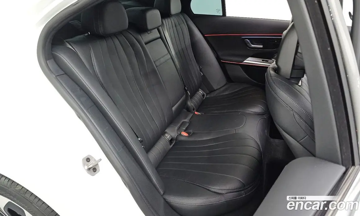 Mercedes-Benz E-Class 2025 2.0 автомат (гидро), фото 17