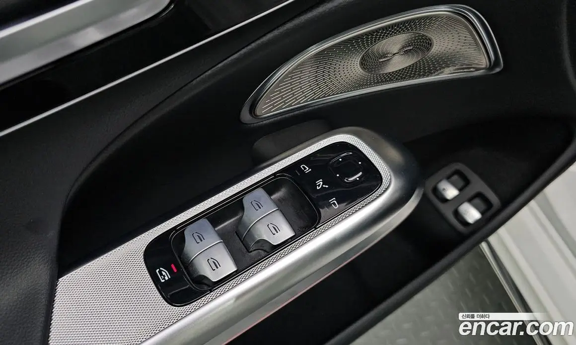 Mercedes-Benz E-Class 2025 2.0 автомат (гидро), фото 30