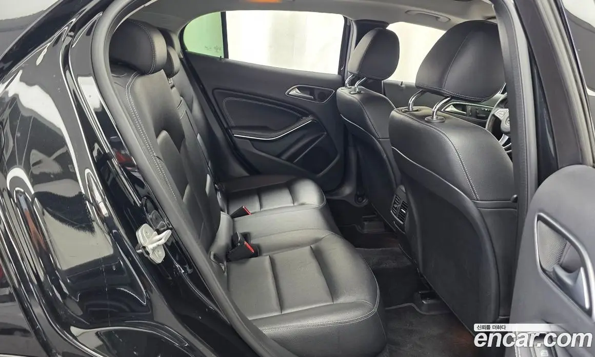 Mercedes-Benz GLA-Class 2016 2.1 автомат (гидро), фото 12