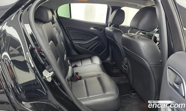 Mercedes-Benz GLA-Class 2016 2.1 автомат (гидро), миниатюра 12