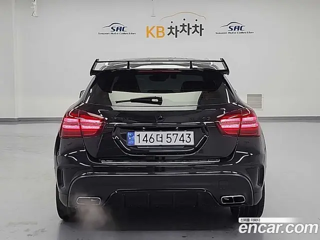 Mercedes-Benz GLA-Class 2018 2.0 автомат (гидро), миниатюра 4 Mercedes-Benz GLA-Class 2018 2.0 автомат (гидро), миниатюра 4