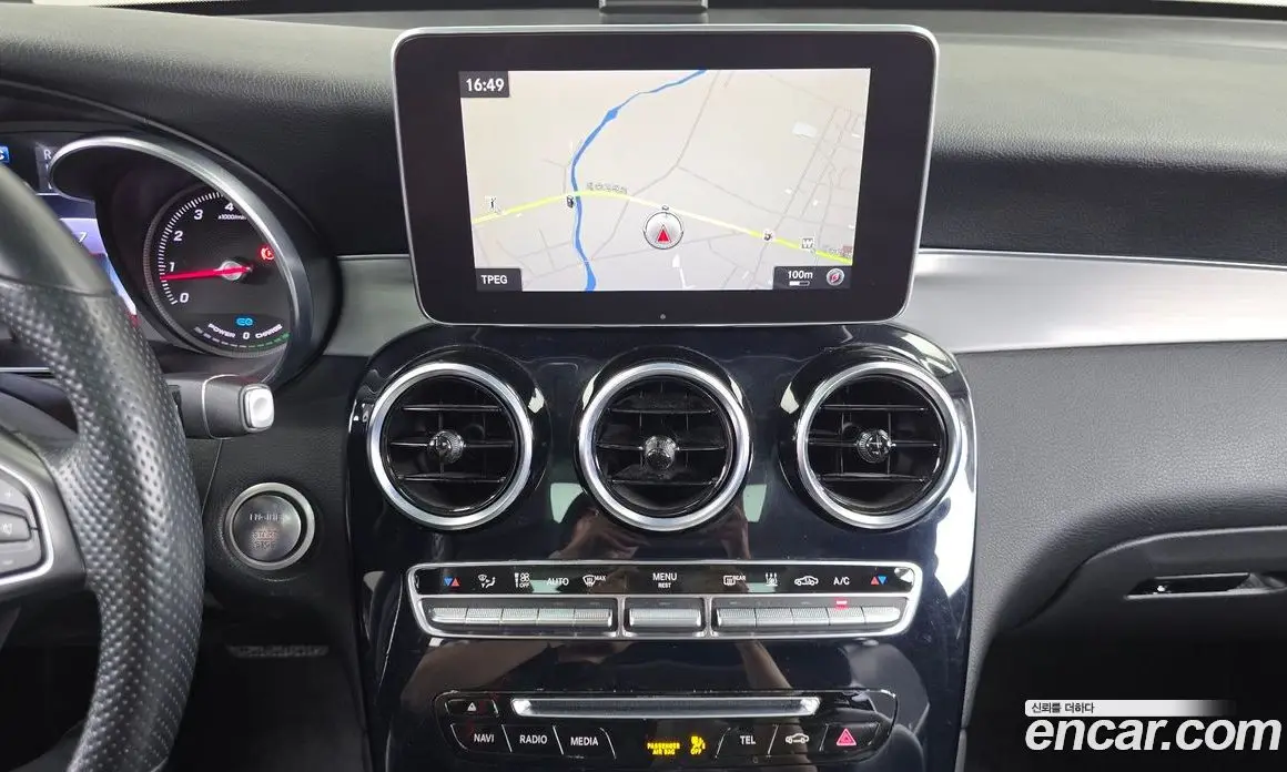 Mercedes-Benz GLC-Class 2018 2.0 автомат (гидро), фото 19