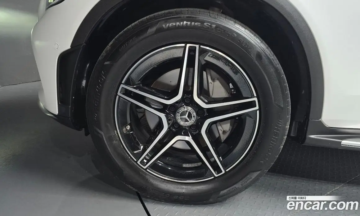 Mercedes-Benz GLC-Class 2022 2.0 автомат (гидро), фото 4