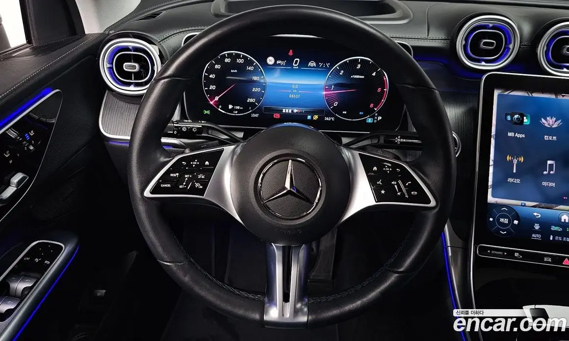 Mercedes-Benz GLC-Class 2023 2.0 автомат (гидро), фото 18
